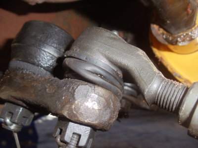 tie rod end no grease 2.JPG