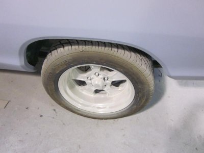 Superbee LR Wheel and Wheel well view.jpg