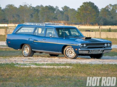 70 Roadrunner Wagon Hot Rod Rag.jpg