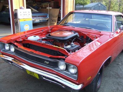 69.5 Super Bee A12 440 Six Pack R4 red  column Auto $49k craigslist.jpg