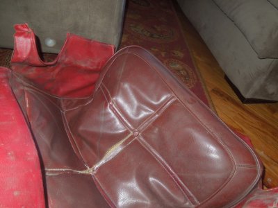 69 charger red seatsleftDSCN62880126.JPG