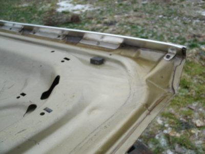 RR Lid Hemi Mnfds 030.JPG