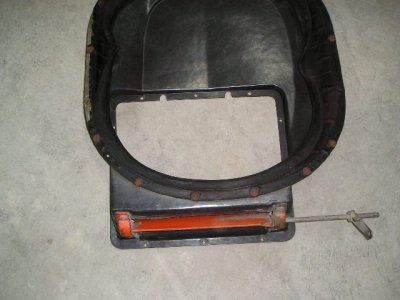 71 N96 air box top.JPG