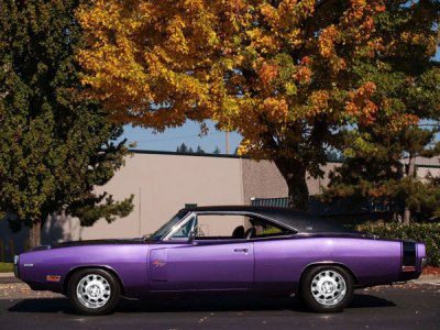 70 Charger RT Plum Crazy pro touring.jpg