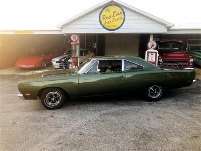 21183936-1969-plymouth-road-runner-jumbo.jpg