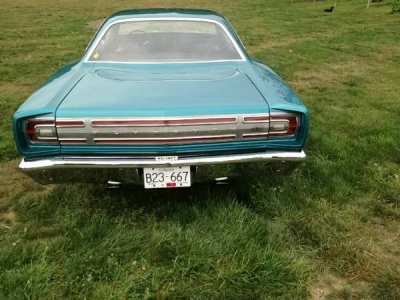 68 GTX LL1 Surf Metalic Turquoise rear.jpg