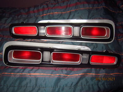 last 70 rt tail lights 001.JPG