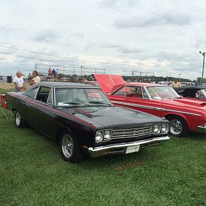 1964 Sport Fury & 1969 Roadrunner | For B Bodies Only Classic Mopar Forum